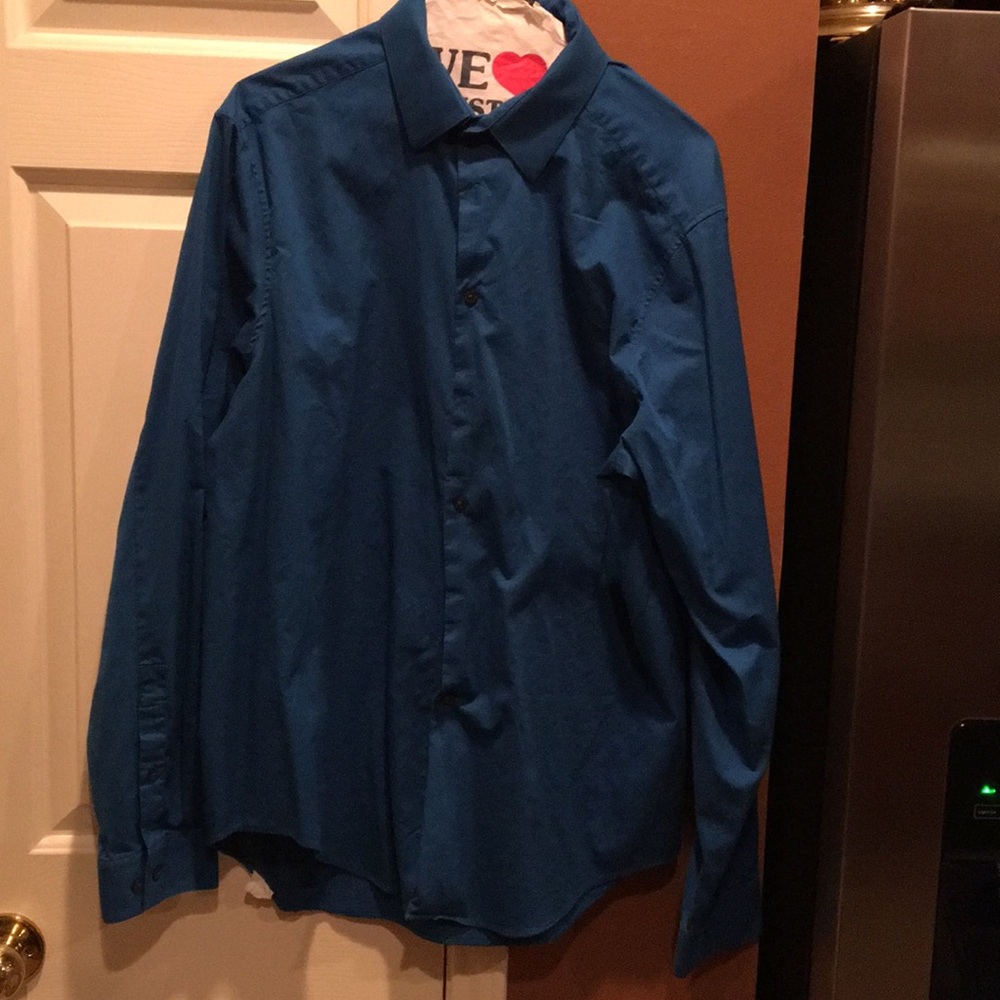 Men’s Calvin Klein dress shirt